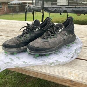 Under Armour Men's Black and Green Athletic Shoes
